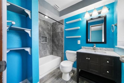 Villa ou maison à vendre à Largo, Floride: 2 chambres, 116.78 m2 № 2151529 - photo 28