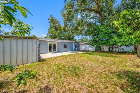 Villa ou maison à vendre à Largo, Floride: 2 chambres, 116.78 m2 № 2151529 - photo 11