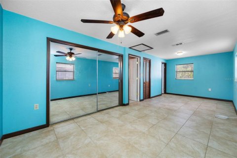 Villa ou maison à vendre à Largo, Floride: 2 chambres, 116.78 m2 № 2151529 - photo 24