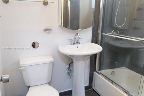 Снять в аренду кондоминиум в Майами-Бич, Флорида 1 спальня, 58.71м2, № 2002462 - фото 6