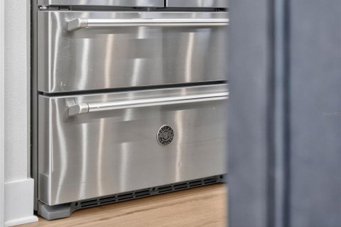 Купить виллу или дом в Порт-Шарлотт, Флорида 8 комнат, 211.07м2, № 2345206 - фото 27