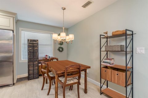 Villa ou maison à vendre à Palm Harbor, Floride: 2 chambres, 106.65 m2 № 2139032 - photo 8