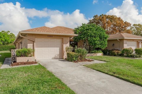 Casa en Palm Harbor, Florida 2 dormitorios, 106.65 m2 № 2139032