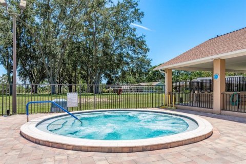 Villa ou maison à vendre à Palm Harbor, Floride: 2 chambres, 106.65 m2 № 2139032 - photo 28