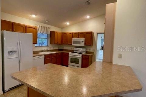 House in The Villages, Florida 2 bedrooms, 106.09 sq.m. № 2237719 - photo 10