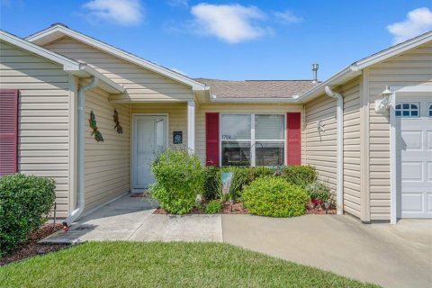 House in The Villages, Florida 2 bedrooms, 106.09 sq.m. № 2237719 - photo 3