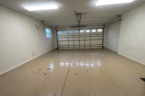 House in The Villages, Florida 2 bedrooms, 106.09 sq.m. № 2237719 - photo 15