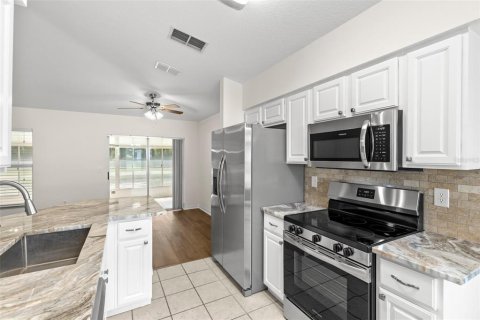 House in San Antonio, Florida 2 bedrooms, 117.15 sq.m. № 1616327 - photo 15