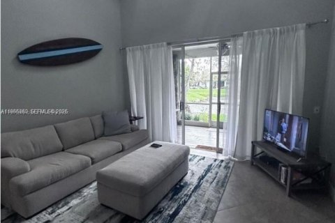 Touwnhouse à louer à Hypoluxo, Floride: 2 chambres № 2026919 - photo 19