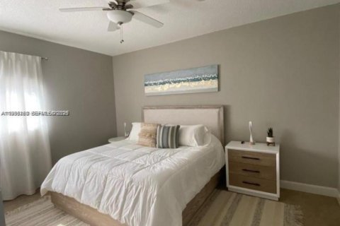 Touwnhouse à louer à Hypoluxo, Floride: 2 chambres № 2026919 - photo 30