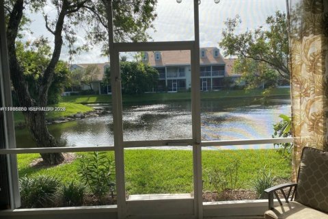 Touwnhouse à louer à Hypoluxo, Floride: 2 chambres № 2026919 - photo 7