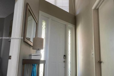 Touwnhouse à louer à Hypoluxo, Floride: 2 chambres № 2026919 - photo 14