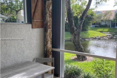 Touwnhouse à louer à Hypoluxo, Floride: 2 chambres № 2026919 - photo 8