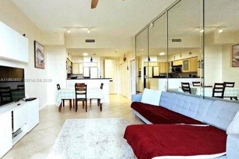 Condominio en alquiler en Hallandale Beach, Florida, 1 dormitorio, 70.61 m2 № 2025626 - foto 11