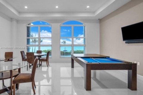 Condominio en alquiler en Hallandale Beach, Florida, 1 dormitorio, 70.61 m2 № 2025626 - foto 26