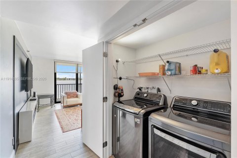 Copropriété à vendre à Oakland Park, Floride: 2 chambres, 120.77 m2 № 2154806 - photo 16