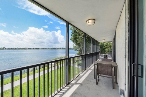 Copropriété à vendre à Oakland Park, Floride: 2 chambres, 120.77 m2 № 2154806 - photo 29