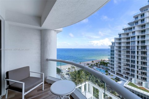 Condo in Fort Lauderdale, Florida, 1 bedroom  № 2029676 - photo 2
