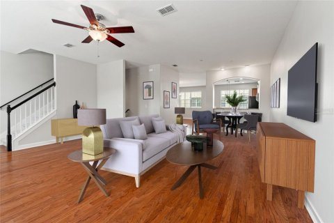 Adosado en venta en Tampa, Florida, 4 dormitorios, 224.45 m2 № 1649169 - foto 9