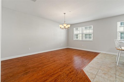Adosado en venta en Tampa, Florida, 4 dormitorios, 224.45 m2 № 1649169 - foto 12