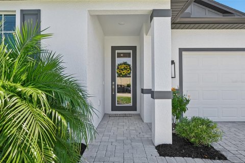Casa en venta en Port Charlotte, Florida, 3 dormitorios, 182.27 m2 № 1527683 - foto 2