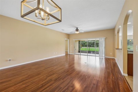 Villa ou maison à vendre à Leesburg, Floride: 3 chambres, 159.7 m2 № 2110359 - photo 6