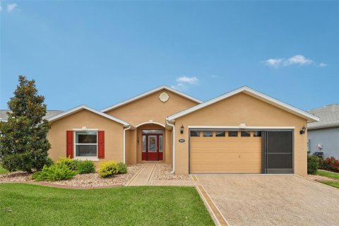 Villa ou maison à Leesburg, Floride 3 chambres, 159.7 m2 № 2110359