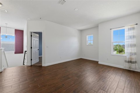 Villa ou maison à vendre à Land O' Lakes, Floride: 4 chambres, 208.57 m2 № 2198695 - photo 25