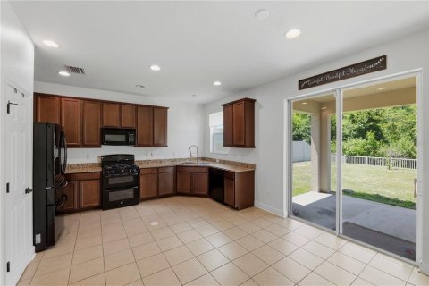 Villa ou maison à vendre à Land O' Lakes, Floride: 4 chambres, 208.57 m2 № 2198695 - photo 13