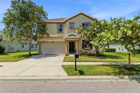 Villa ou maison à vendre à Land O' Lakes, Floride: 4 chambres, 208.57 m2 № 2198695 - photo 3