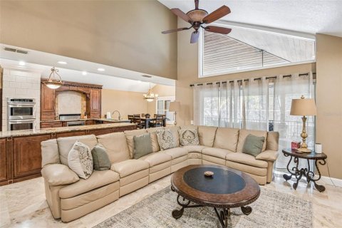 Villa ou maison à vendre à Palm Harbor, Floride: 5 chambres, 417.69 m2 № 2395750 - photo 9