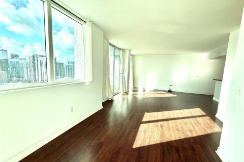 Снять в аренду кондоминиум в Майами, Флорида 2 спальни, 126.63м2, № 1991295 - фото 5