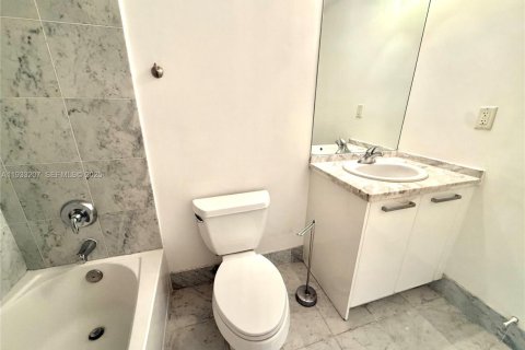 Снять в аренду кондоминиум в Майами, Флорида 2 спальни, 126.63м2, № 1991295 - фото 19