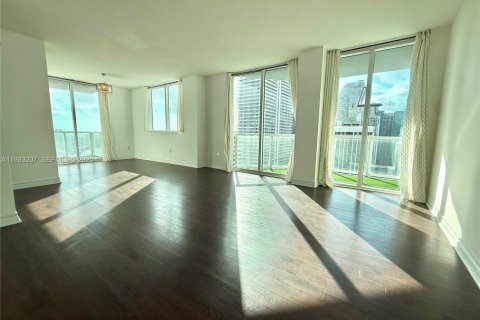 Снять в аренду кондоминиум в Майами, Флорида 2 спальни, 126.63м2, № 1991295 - фото 9