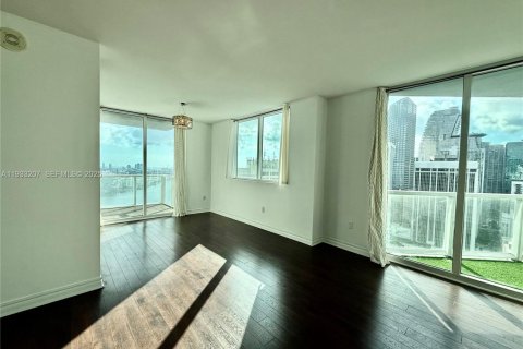 Снять в аренду кондоминиум в Майами, Флорида 2 спальни, 126.63м2, № 1991295 - фото 8