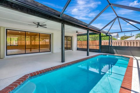 Villa ou maison à louer à Tequesta, Floride: 3 chambres, 155.43 m2 № 2387850 - photo 7