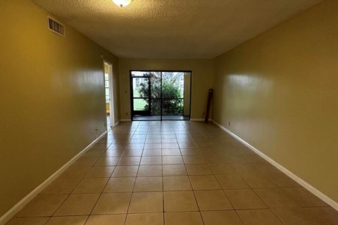 Condominio en alquiler en Boca Raton, Florida, 2 dormitorios, 86.86 m2 № 2085026 - foto 5