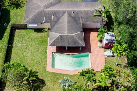 Villa ou maison à vendre à Pinecrest, Floride: 3 chambres, 150.78 m2 № 2068817 - photo 5