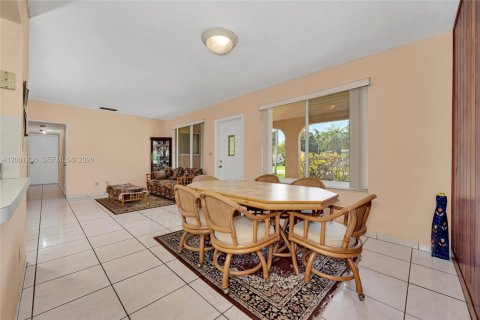 Villa ou maison à vendre à Pinecrest, Floride: 3 chambres, 150.78 m2 № 2068817 - photo 19
