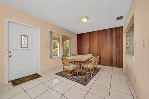 Villa ou maison à vendre à Pinecrest, Floride: 3 chambres, 150.78 m2 № 2068817 - photo 17