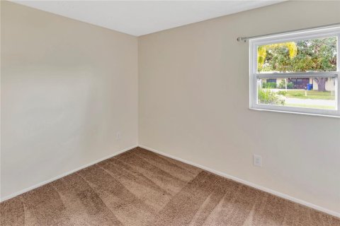 Casa en venta en Brandon, Florida, 3 dormitorios, 106.37 m2 № 1900361 - foto 19