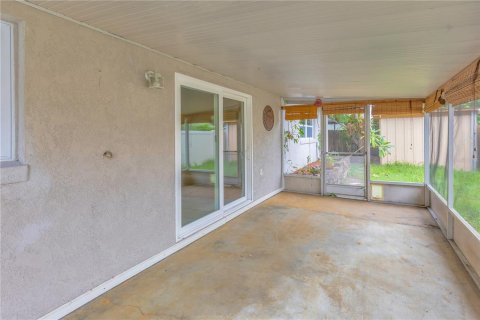 Casa en venta en Brandon, Florida, 3 dormitorios, 106.37 m2 № 1900361 - foto 23
