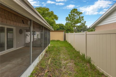 Casa en venta en Brandon, Florida, 3 dormitorios, 106.37 m2 № 1900361 - foto 26