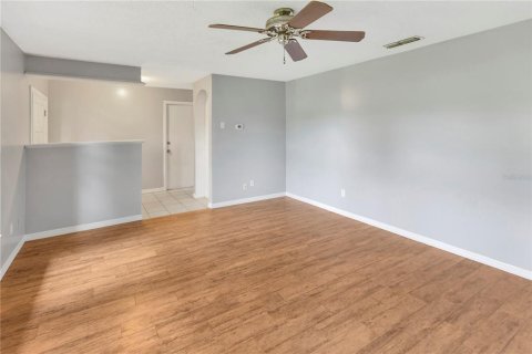 Casa en venta en Brandon, Florida, 3 dormitorios, 106.37 m2 № 1900361 - foto 15