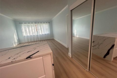Condo in Pompano Beach, Florida, 1 bedroom  № 2250158 - photo 7