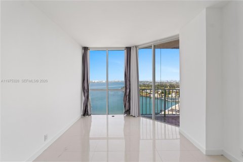 Copropriété à louer à North Bay Village, Floride: 2 chambres, 95.69 m2 № 2042413 - photo 20