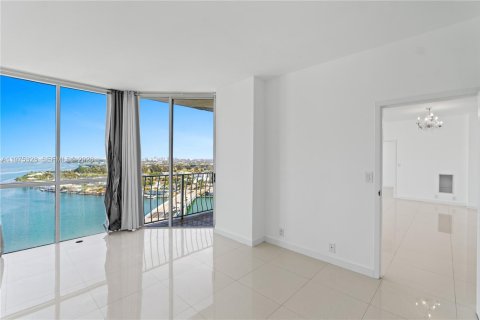 Copropriété à louer à North Bay Village, Floride: 2 chambres, 95.69 m2 № 2042413 - photo 17