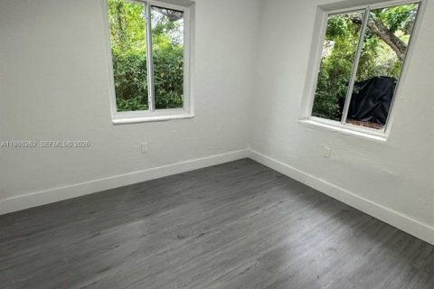 Casa en venta en Miami, Florida, 3 dormitorios, 74.32 m2 № 2047898 - foto 9