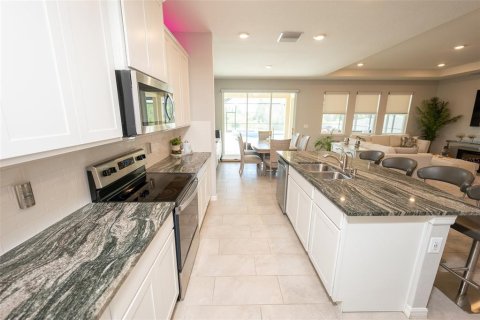 House in Odessa, Florida 4 bedrooms, 307.79 sq.m. № 1805106 - photo 26