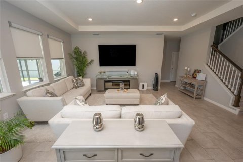 House in Odessa, Florida 4 bedrooms, 307.79 sq.m. № 1805106 - photo 16